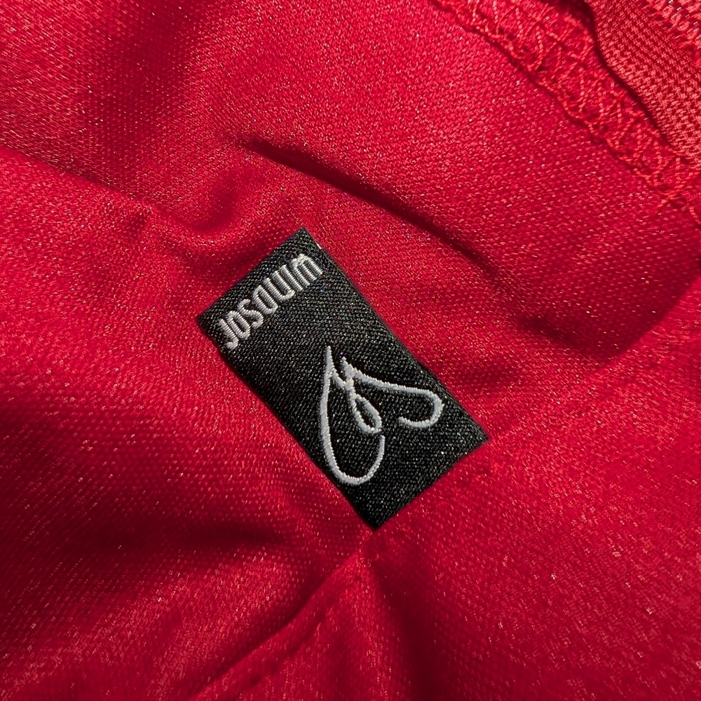 Elegant Red Gown - Picture 13 of 15